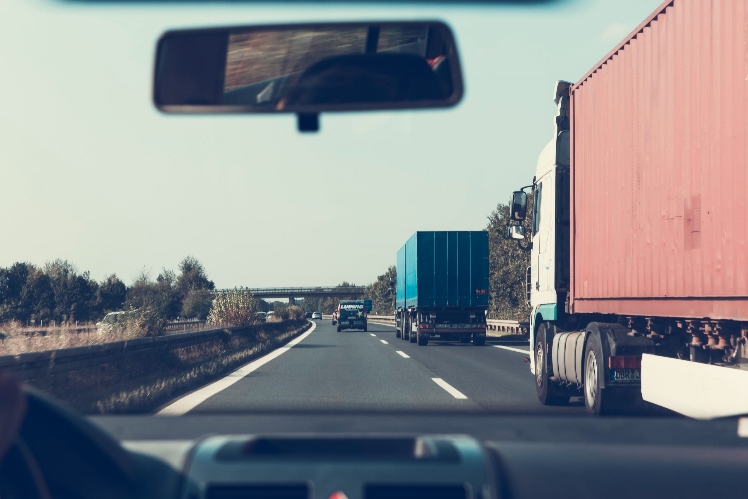 How Many Blind Spots Do Trucks Have?