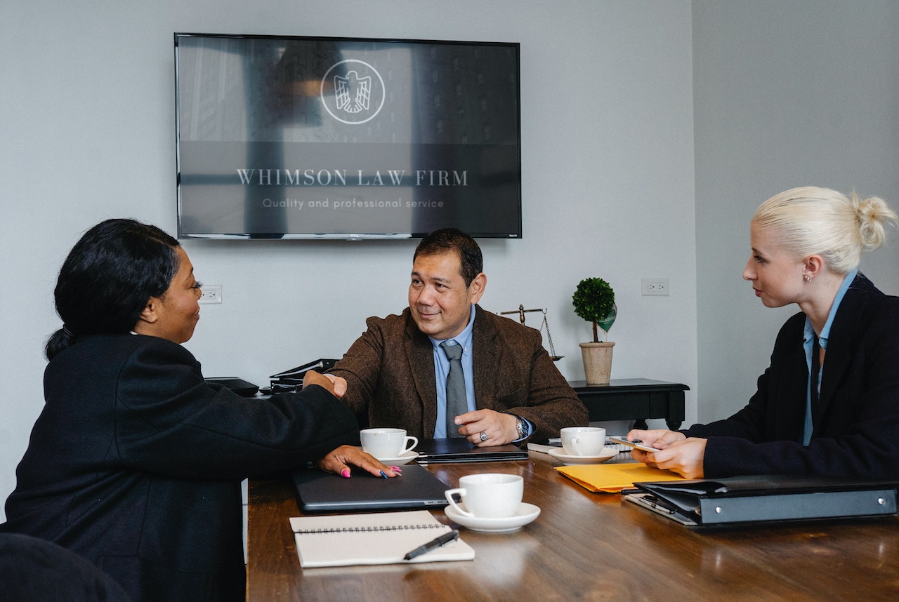 Embracing Diversity: The Power of Targeting Bilingual Hispanics and Spanish Speakers in Law Firms